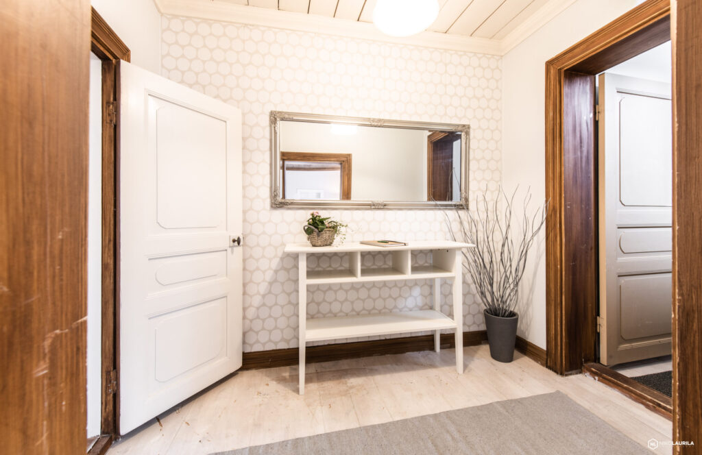 dsc2664 scaled 1.jpg